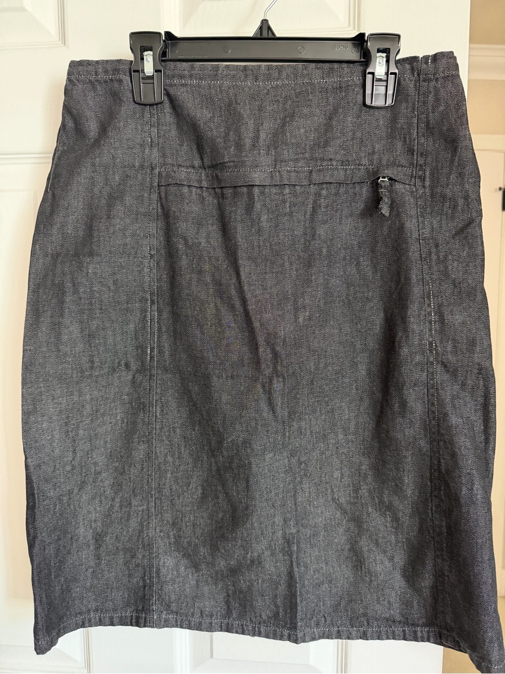 Vintage Max Studio Dark Gray Denim A-Line Skirt with front pocket